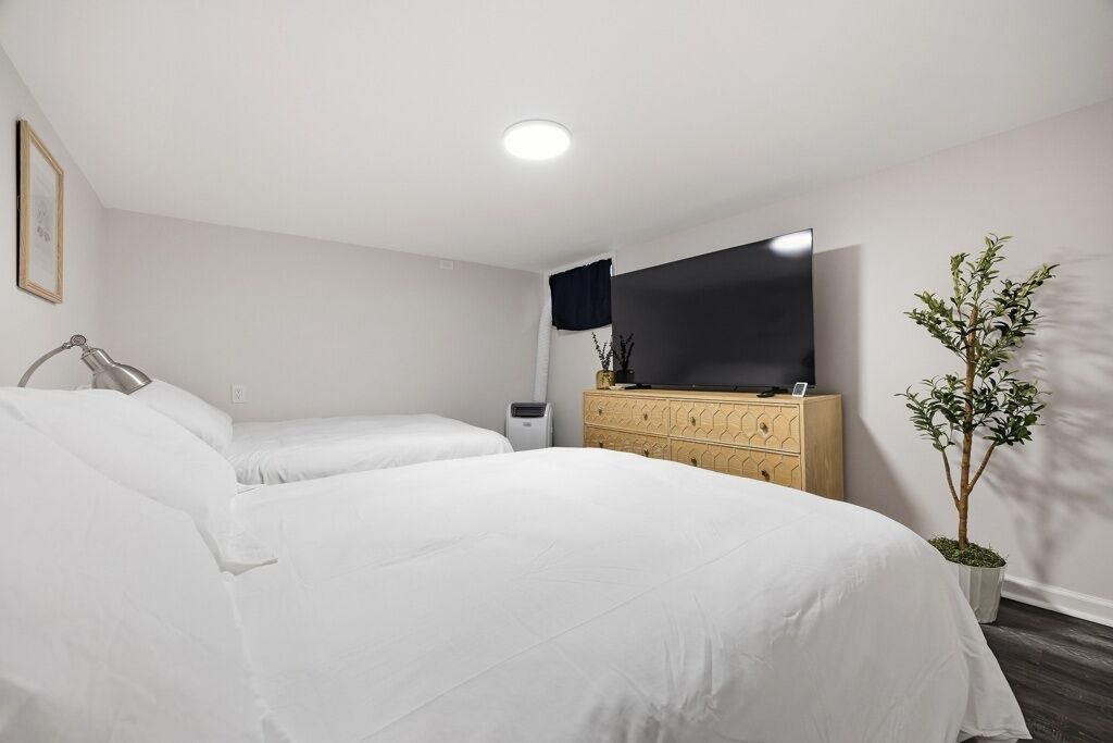 Photo of Bedroom in Newark