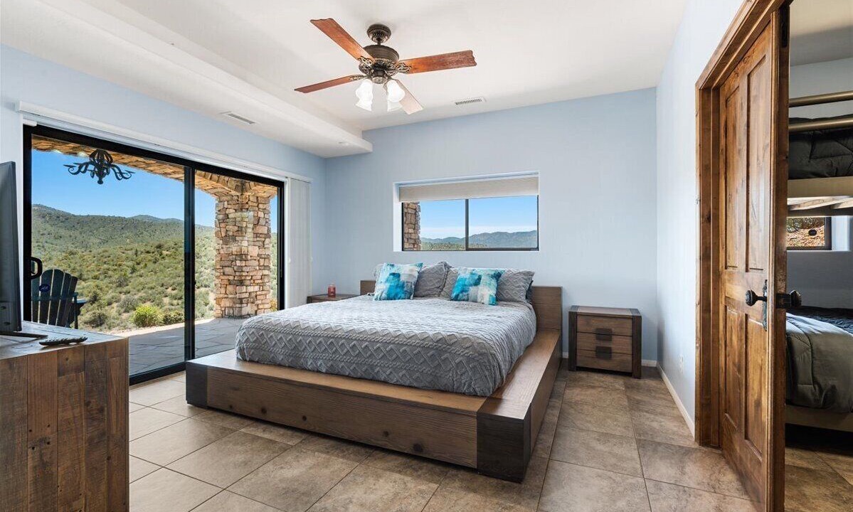 Photo of Bedroom in Lynx Mountain View Estates
