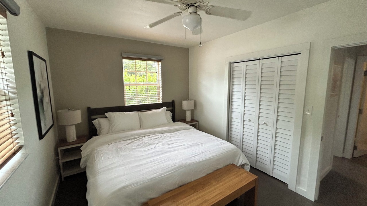 Photo of Bedroom in Midtown