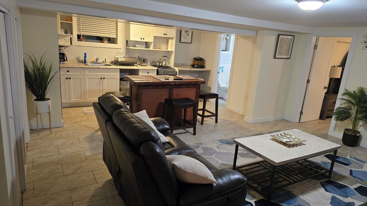 Photo of Livingroom in Woodlawn Heights