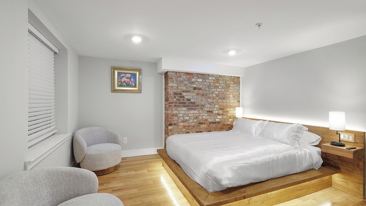 Photo of Bedroom in Center City