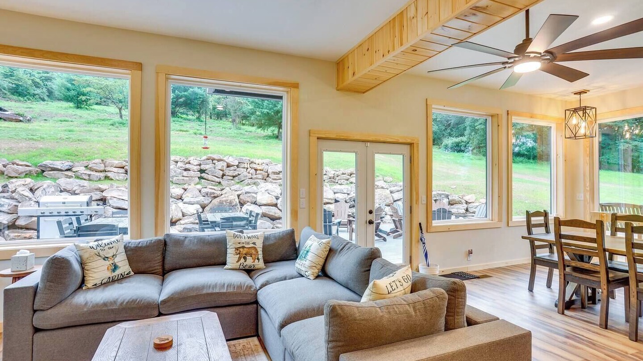 Photo of Livingroom in Frenchville