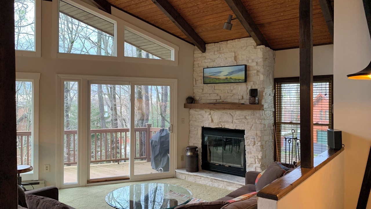 Photo of Livingroom in Hidden Valley