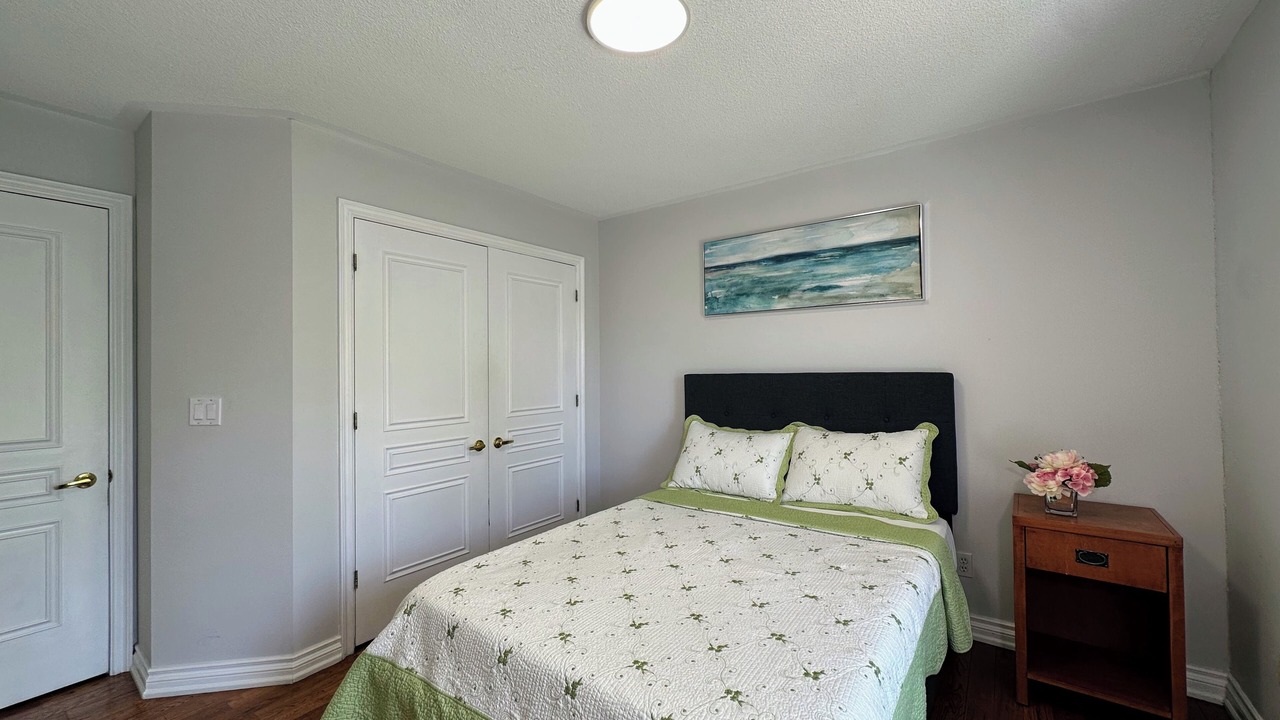 Photo of Bedroom in Colborne