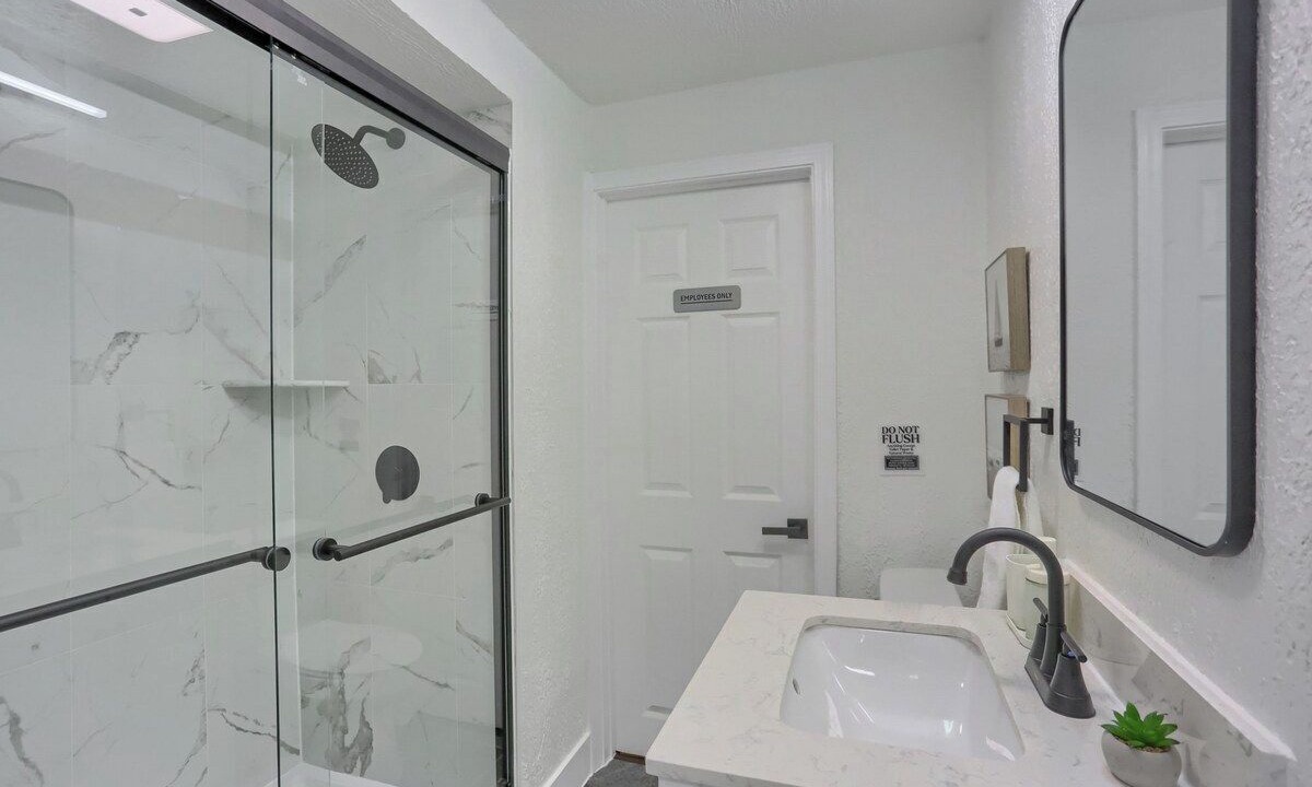 Photo of Bathroom in South Hills