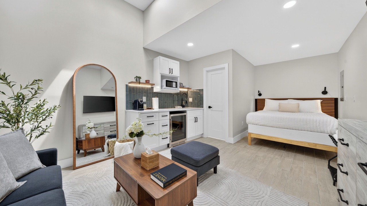 Photo of Bedroom in Hempstead