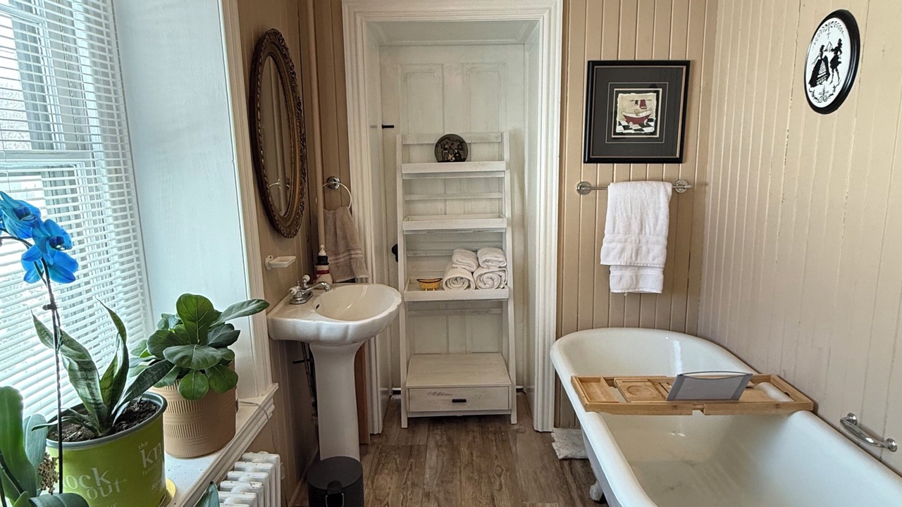 Photo of Bathroom in Audubon