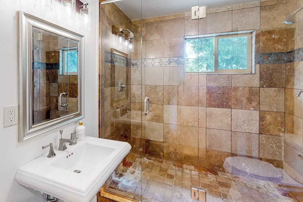 Photo of Bathroom in Hermosa