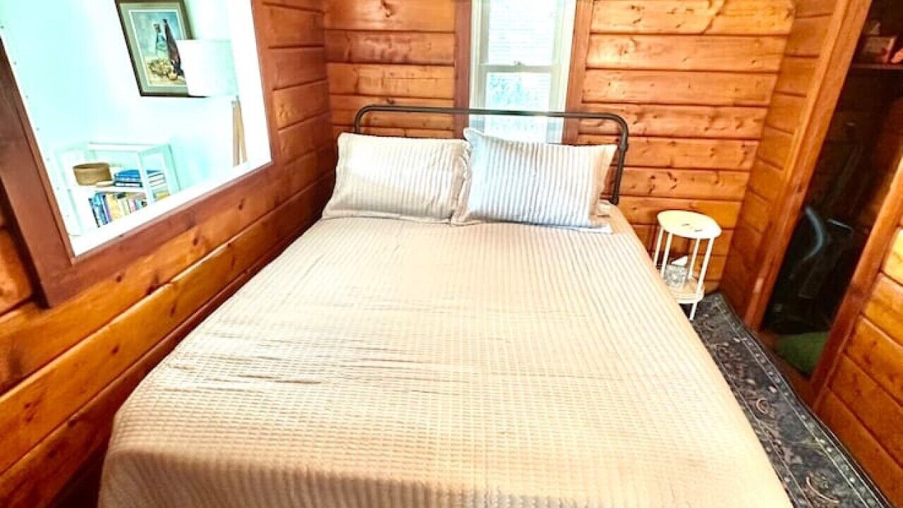 Photo of Bedroom in Conesus