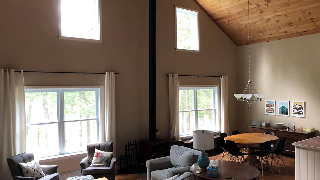 Photo of Livingroom in North Frontenac
