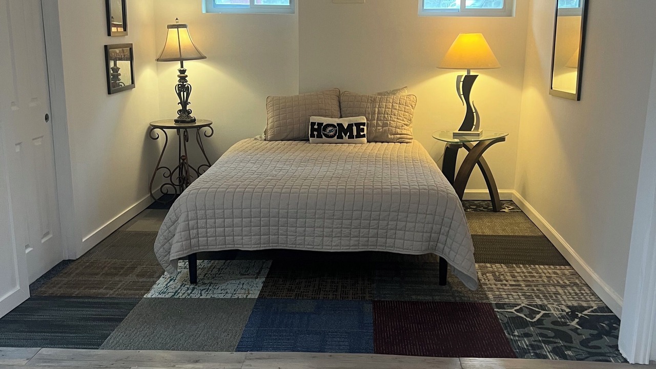 Photo of Bedroom in Old Bethpage