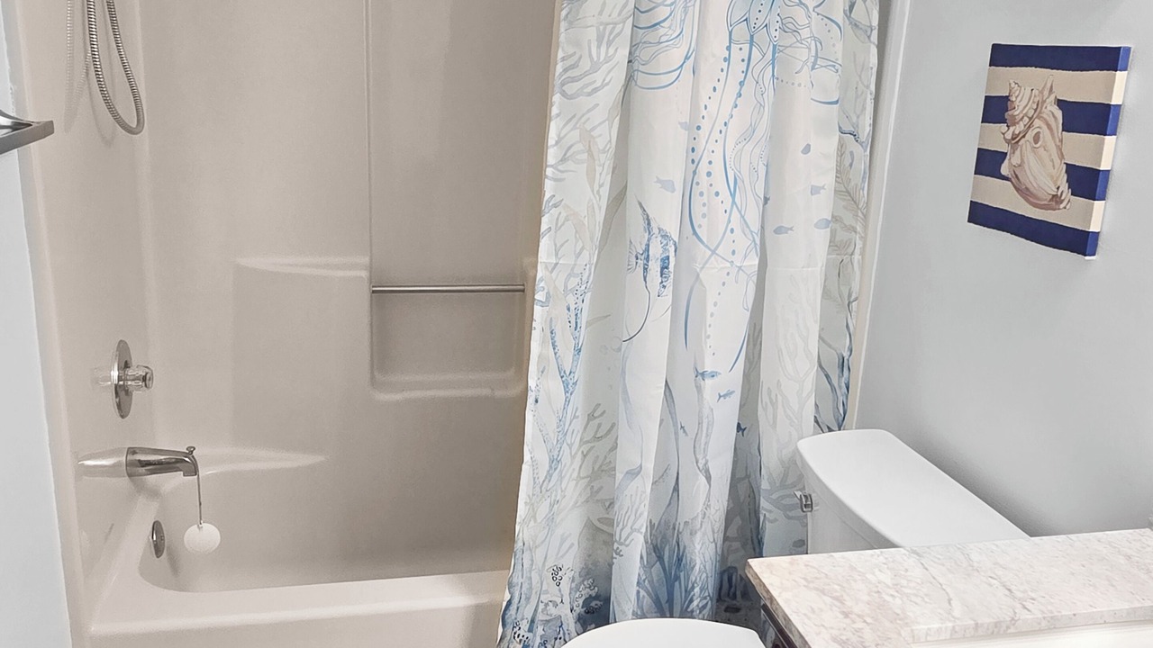 Photo of Bathroom in Caine Woods