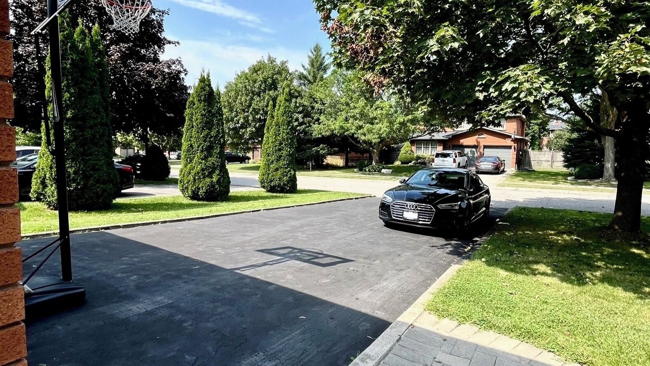 Photo of Outdoor in Newmarket