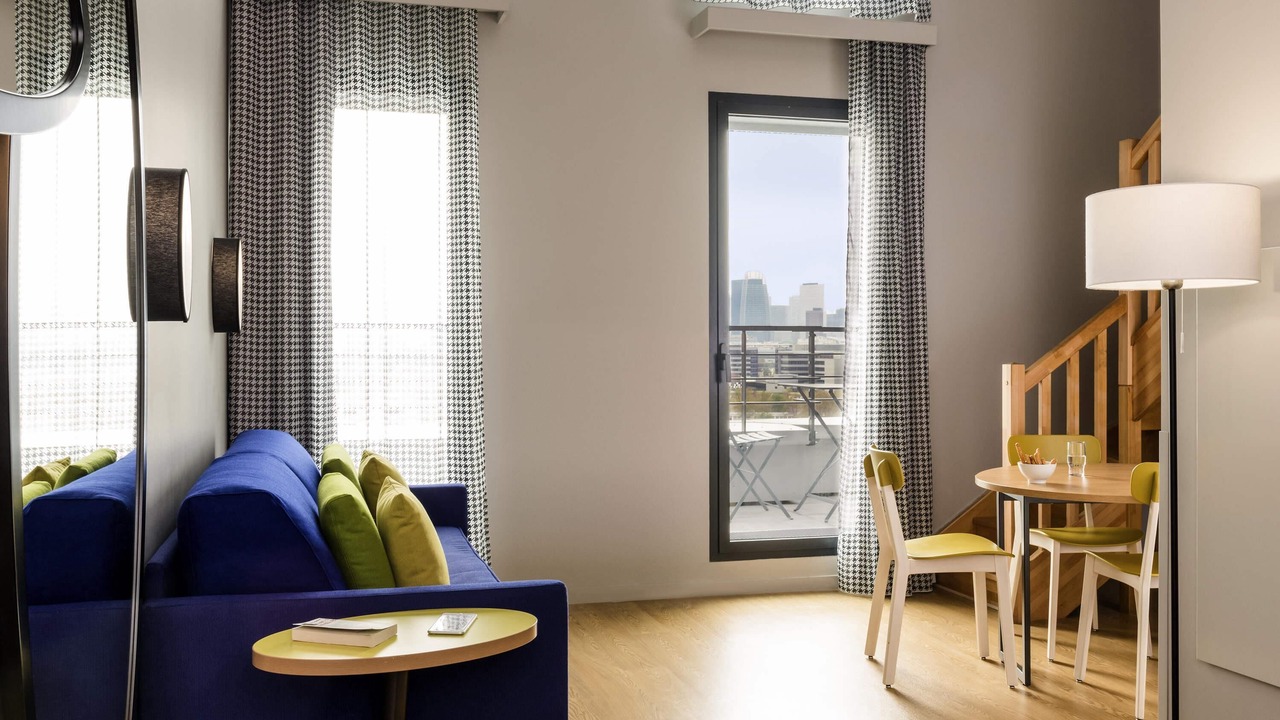 Photo of Bedroom in Petit-Colombes