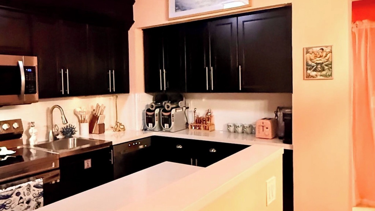 Photo of Kitchen in South Middle River