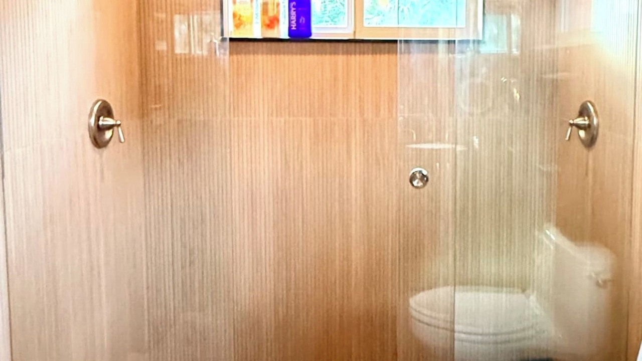 Photo of Bathroom in South Middle River
