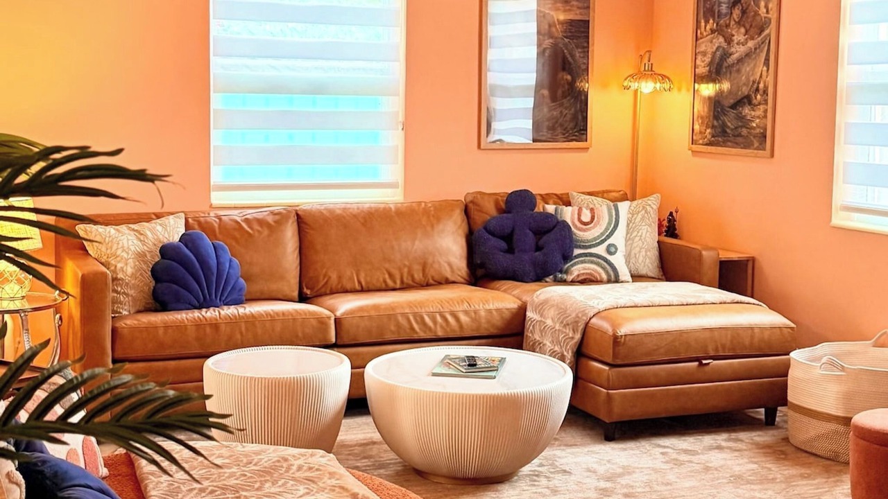 Photo of Livingroom in South Middle River