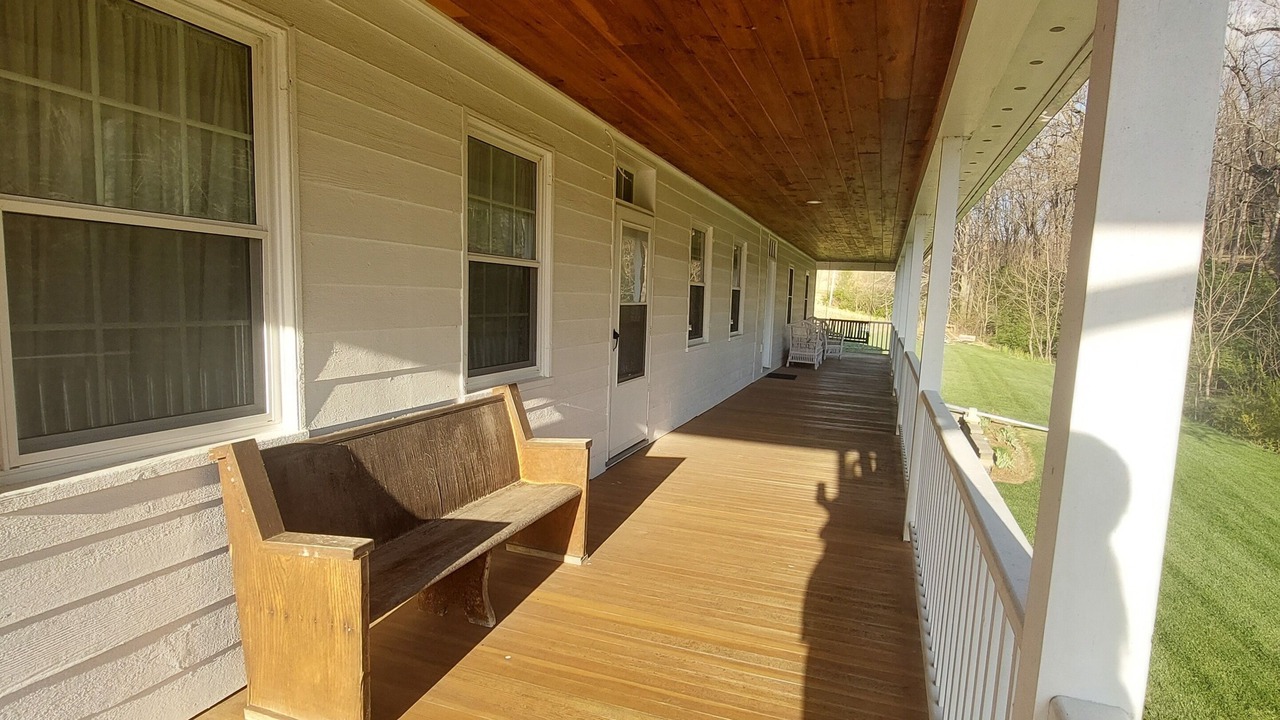 Photo of Patio Balcony in Mattawana