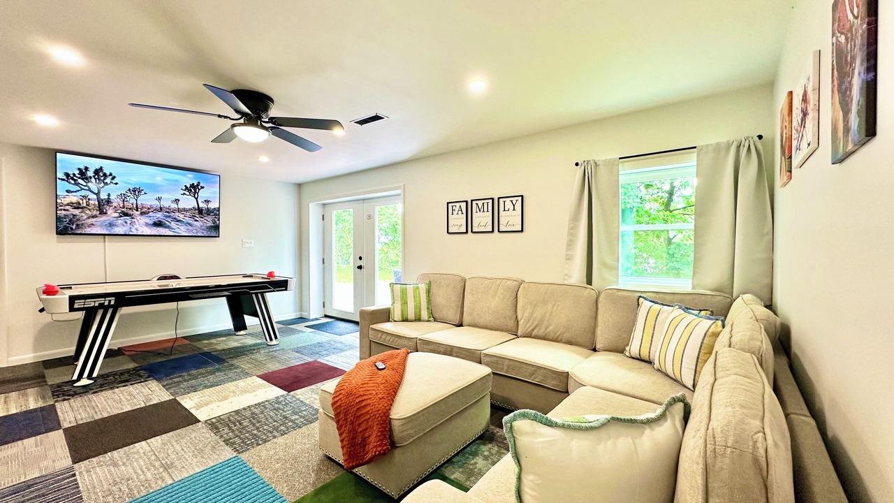 Photo of Livingroom in Harrisburg