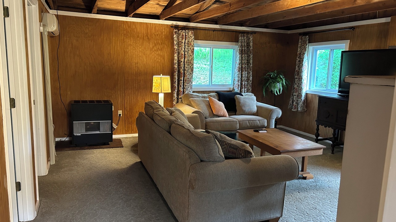 Photo of Livingroom in Duncannon