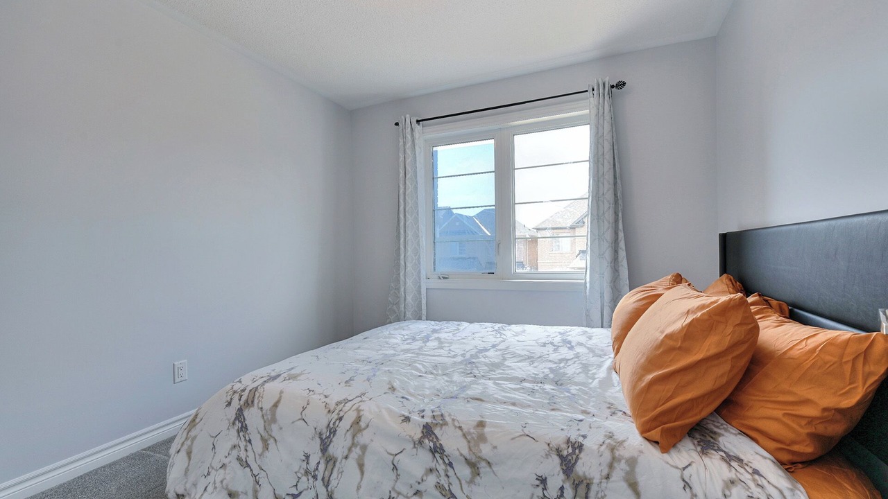 Photo of Bedroom in Pickering