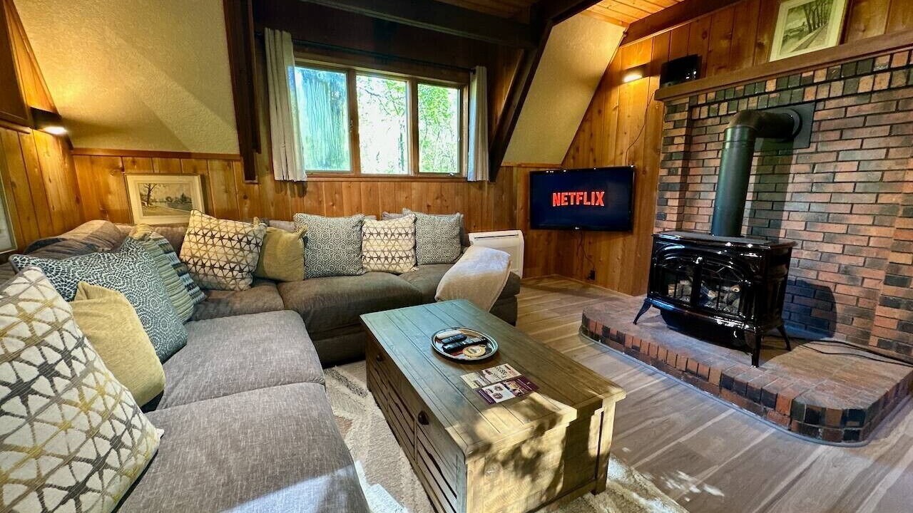 Photo of Livingroom in Tunkhannock Township