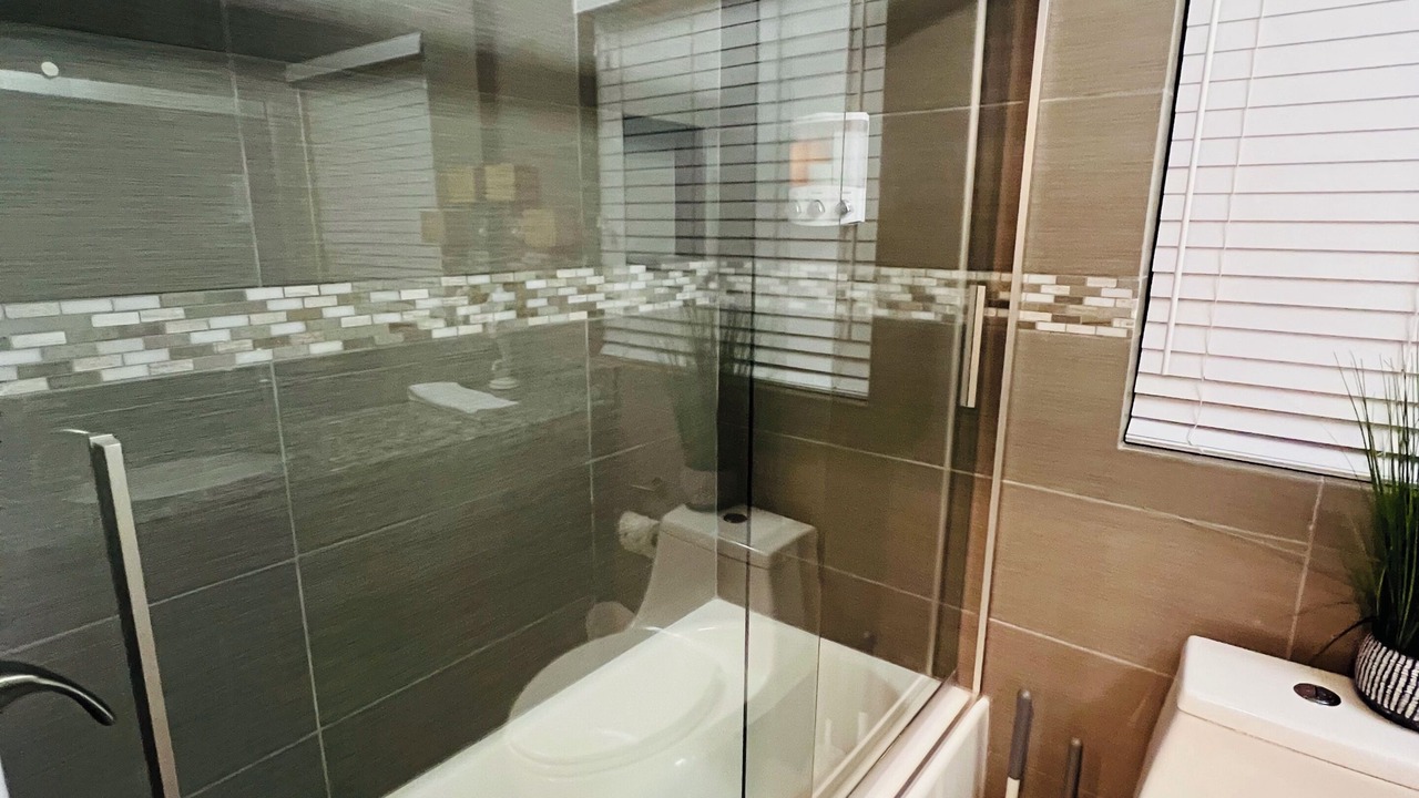 Photo of Bathroom in Lauderdale Beach