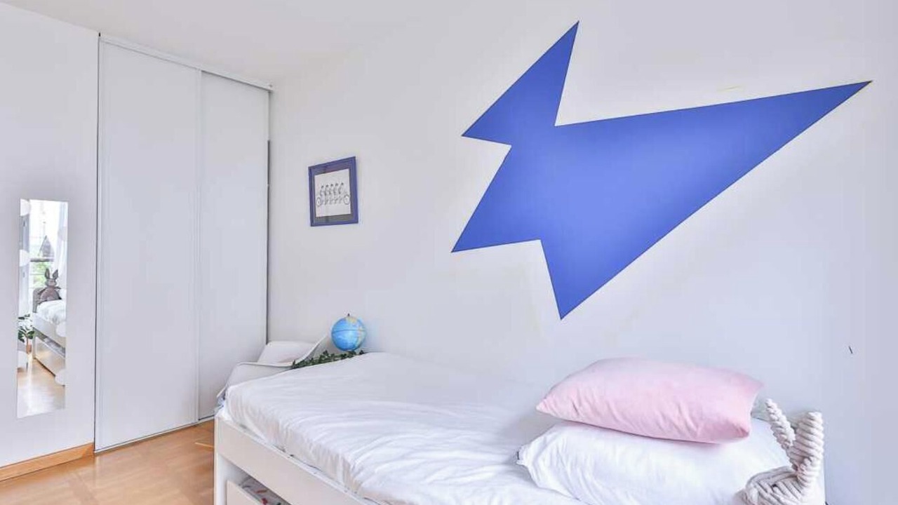 Photo of Bedroom in 19th Arrondissement