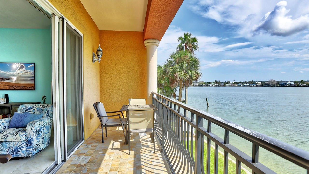 Photo of Patio Balcony in Redington Shores