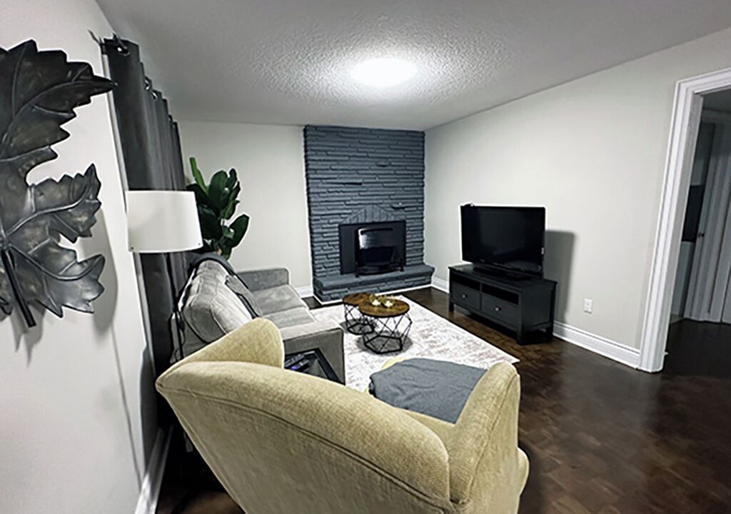 Photo of Livingroom in Barrie