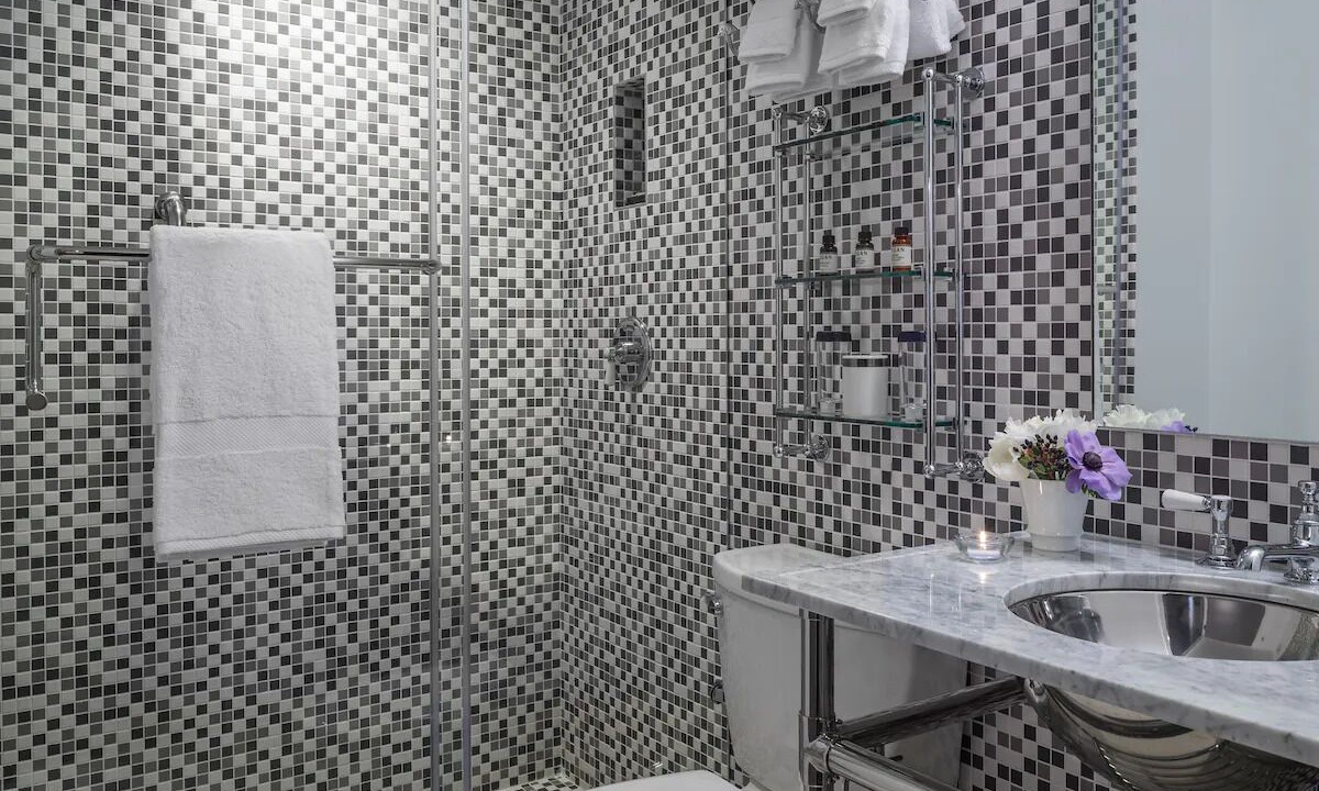 Photo of Bathroom in Hudson Square