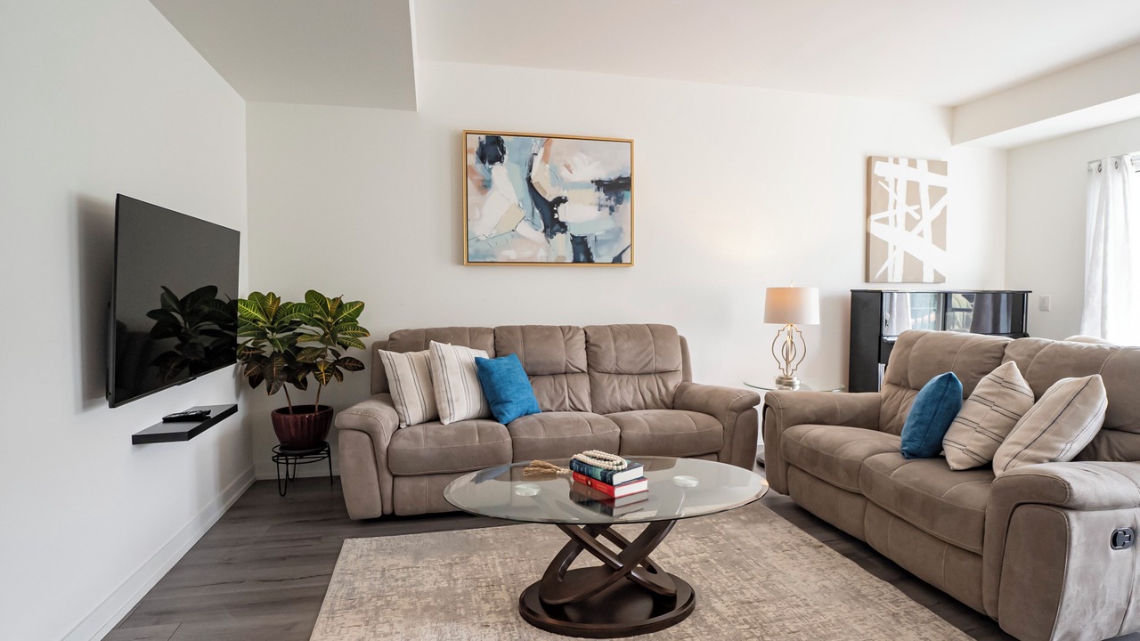 Photo of Livingroom in Clanton Park