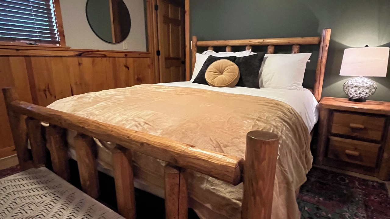 Photo of Bedroom in Drums