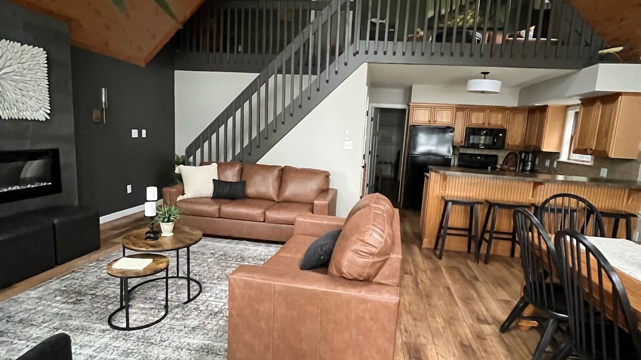 Photo of Livingroom in Drums
