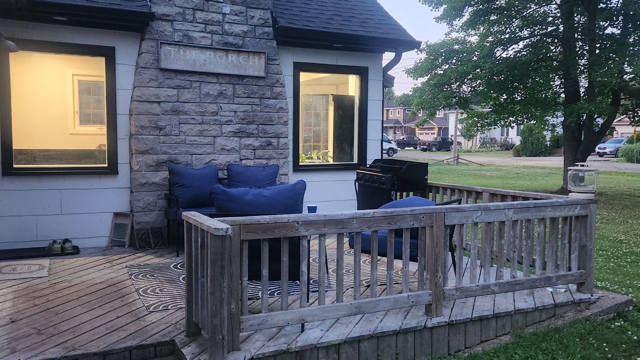 Photo of Patio Balcony in Fort Erie