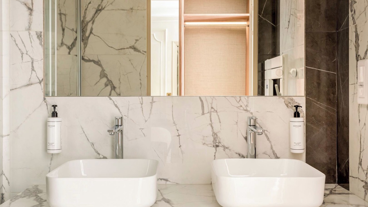 Photo of Bathroom in 3rd Arrondissement