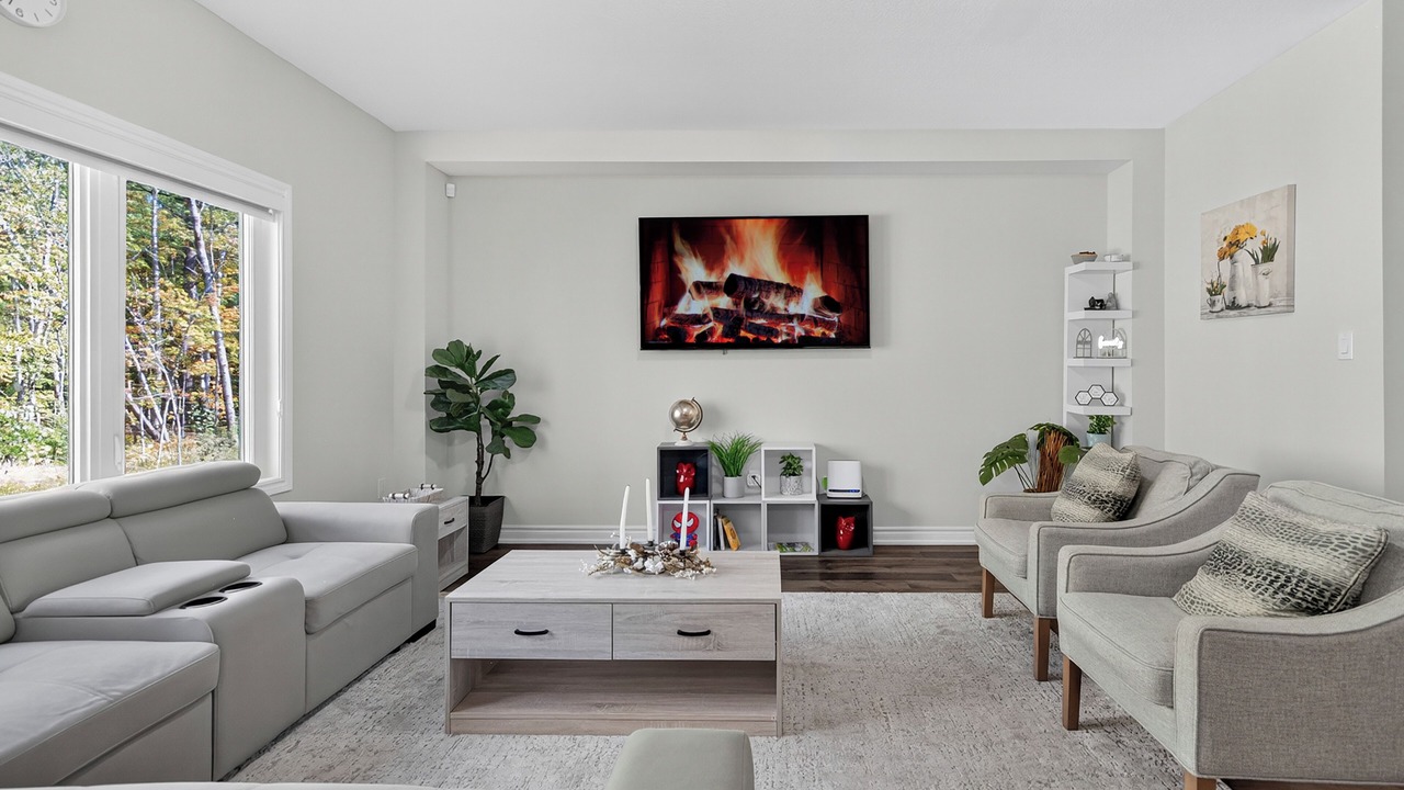 Photo of Livingroom in Gravenhurst