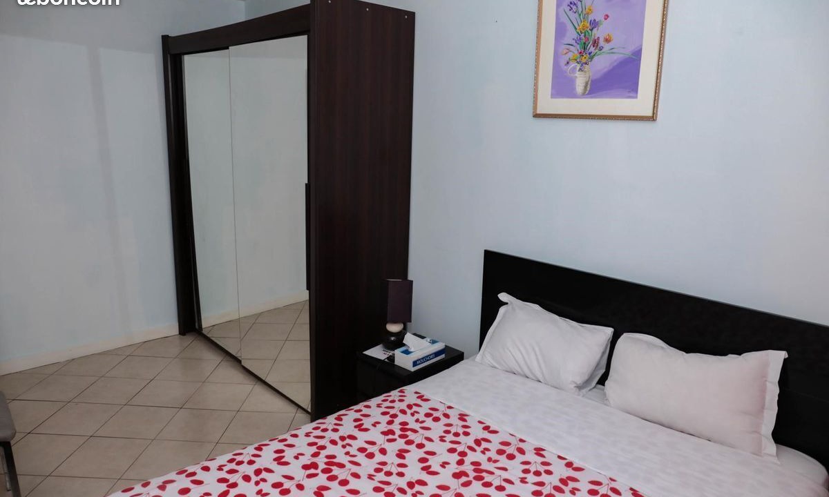 Photo of Bedroom in Villeneuve-Saint-Georges