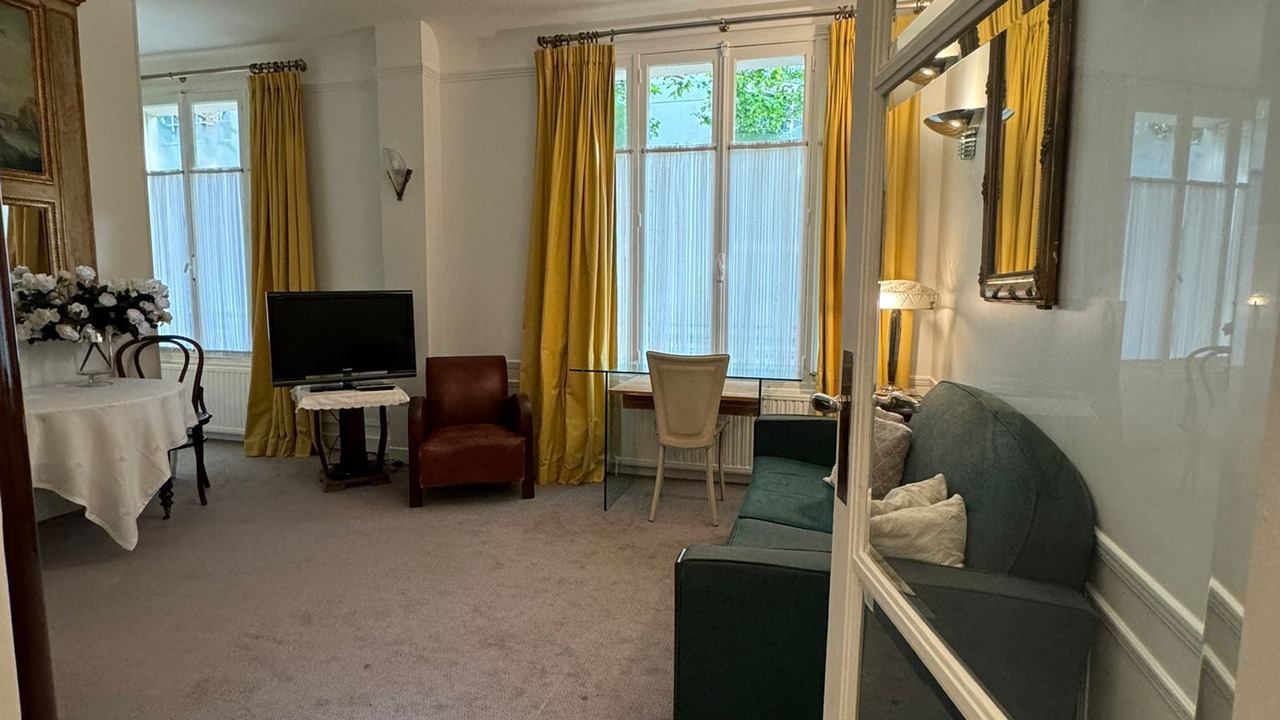 Photo of Livingroom in Auteuil