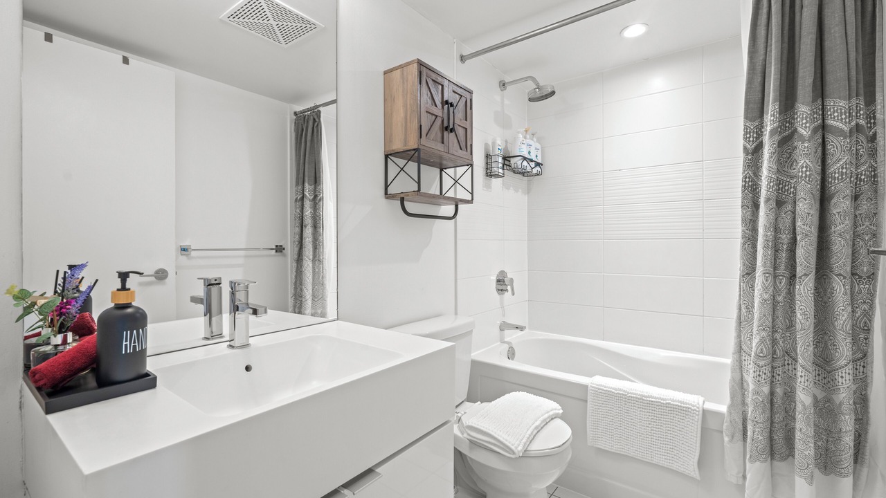 Photo of Bathroom in Wellington Place