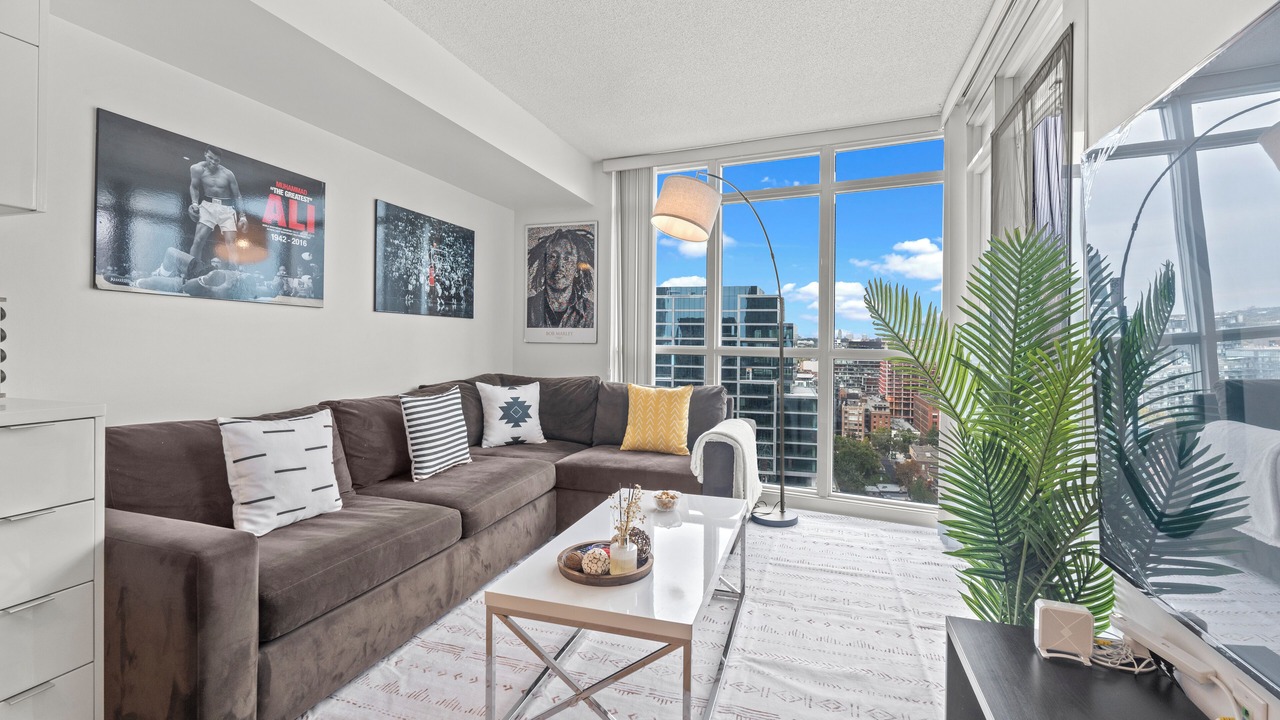 Photo of Livingroom in Wellington Place