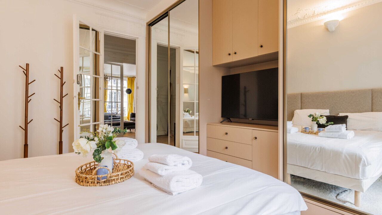 Photo of Bedroom in 17th Arrondissement
