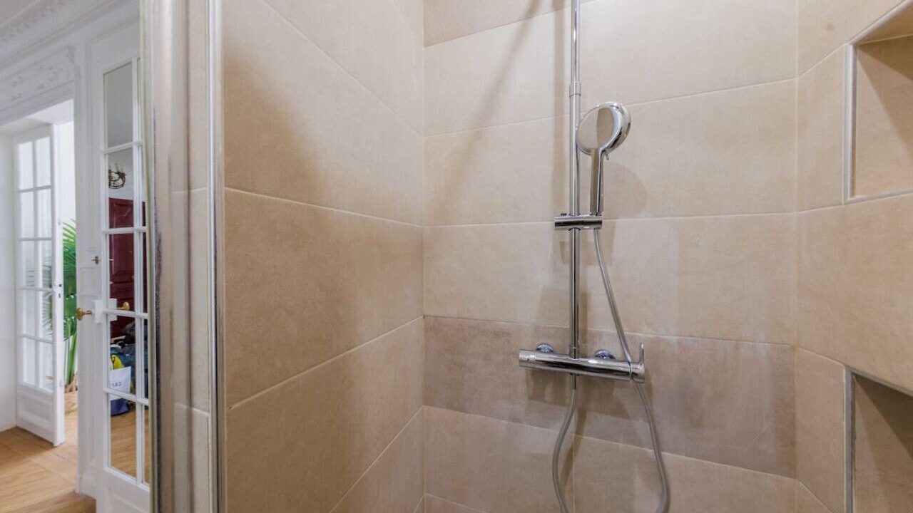 Photo of Bathroom in 17th Arrondissement