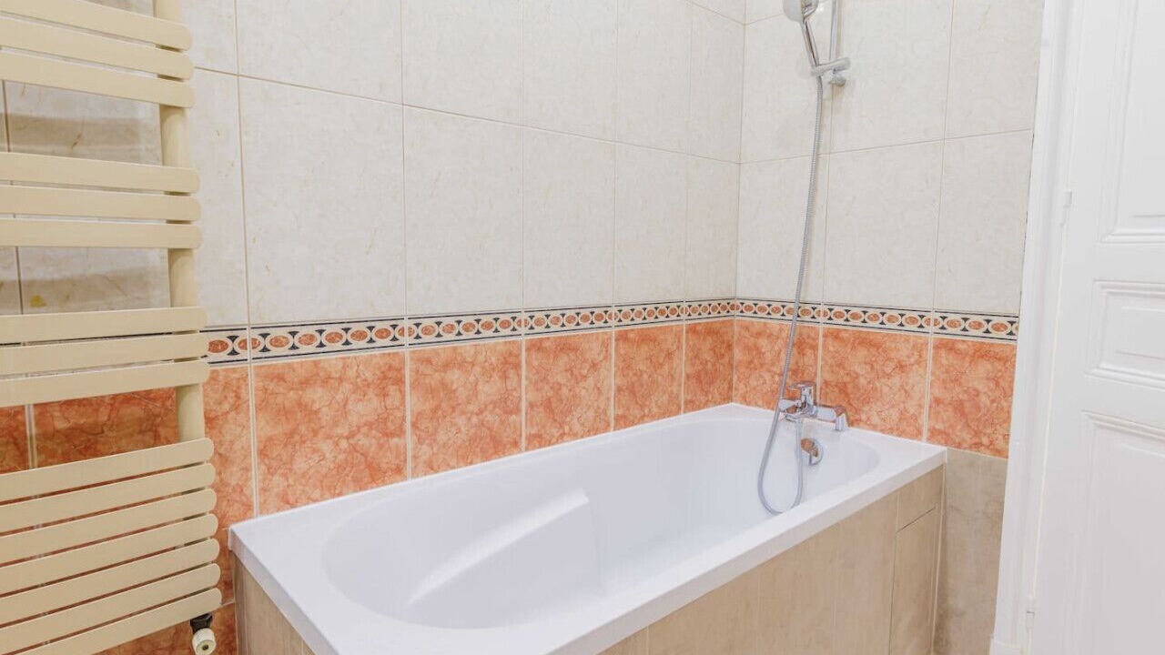 Photo of Bathroom in 17th Arrondissement