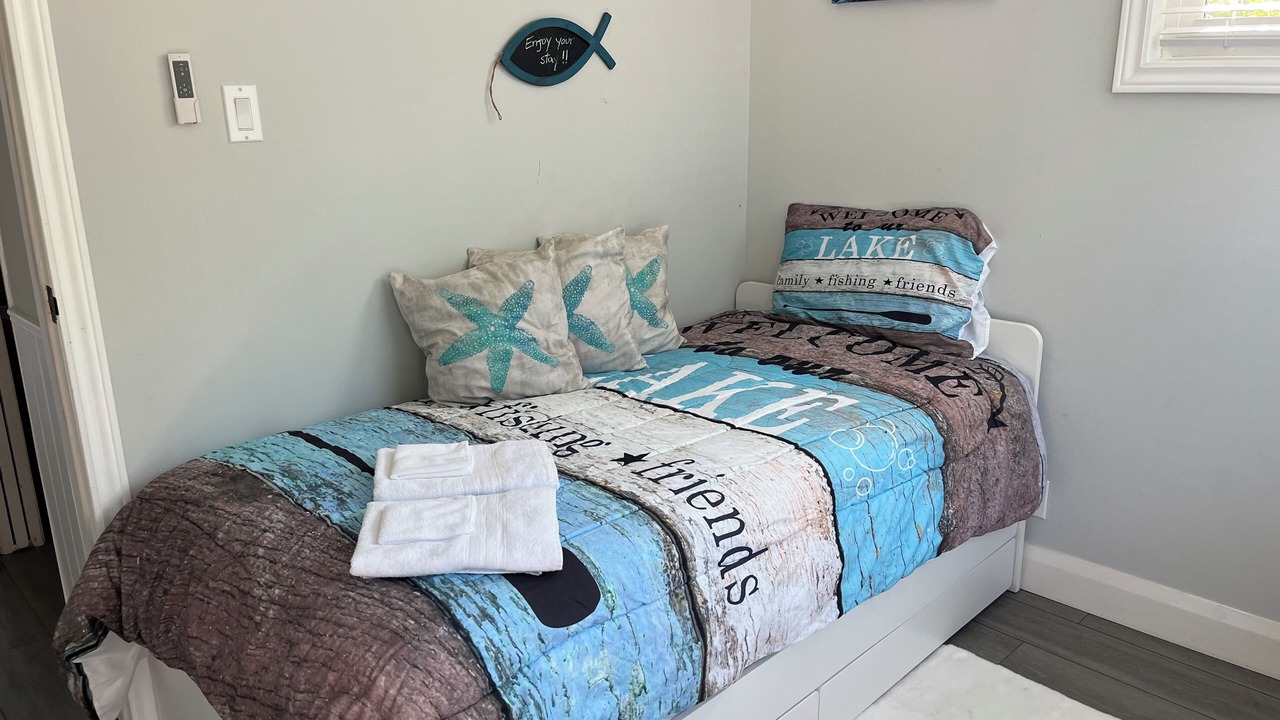 Photo of Bedroom in Port Stanley