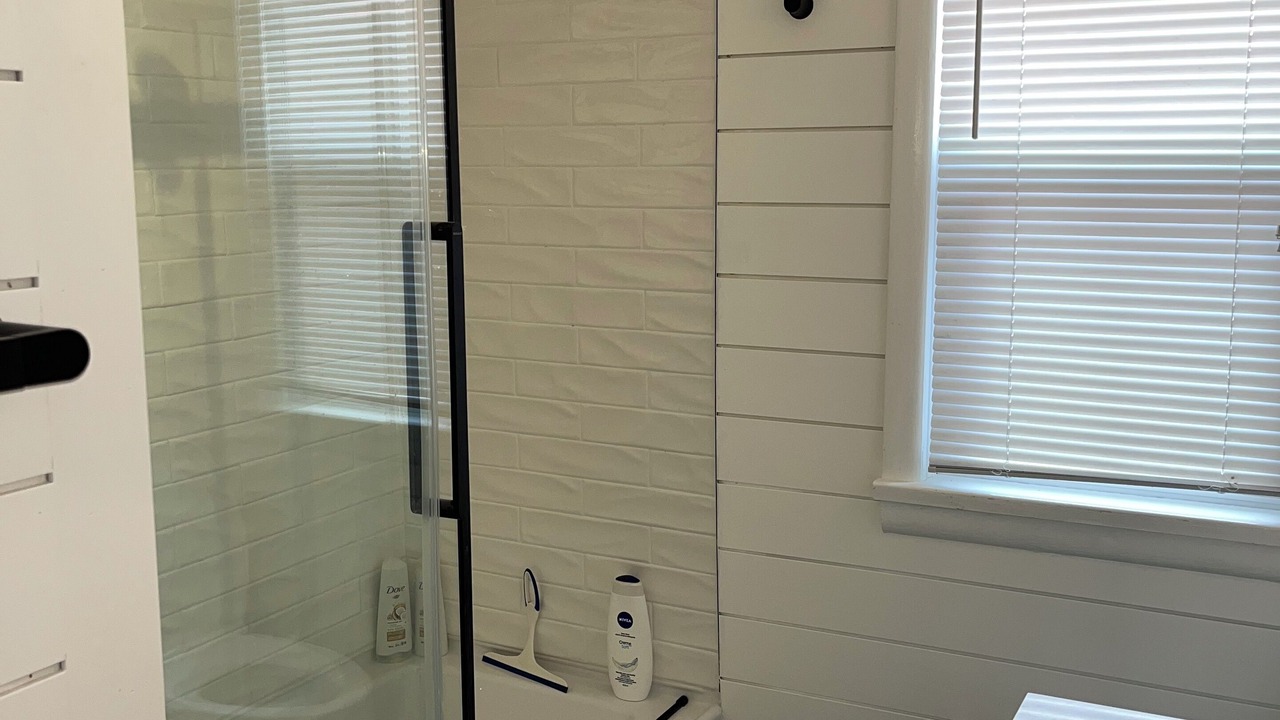 Photo of Bathroom in Port Stanley