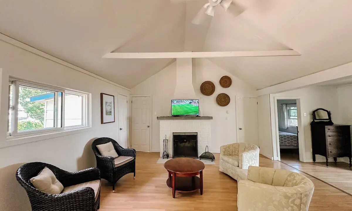 Photo of Livingroom in Ashfield-Colborne-Wawanosh