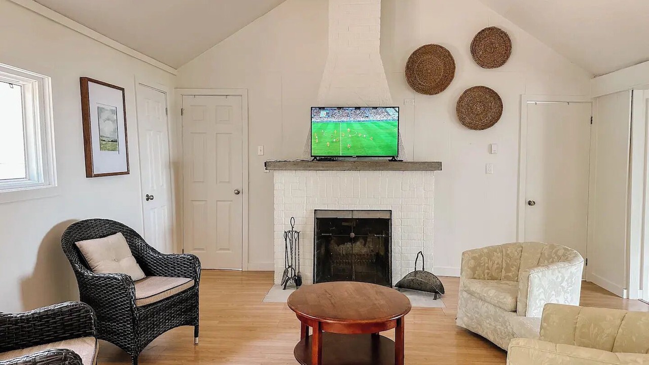 Photo of Livingroom in Ashfield-Colborne-Wawanosh