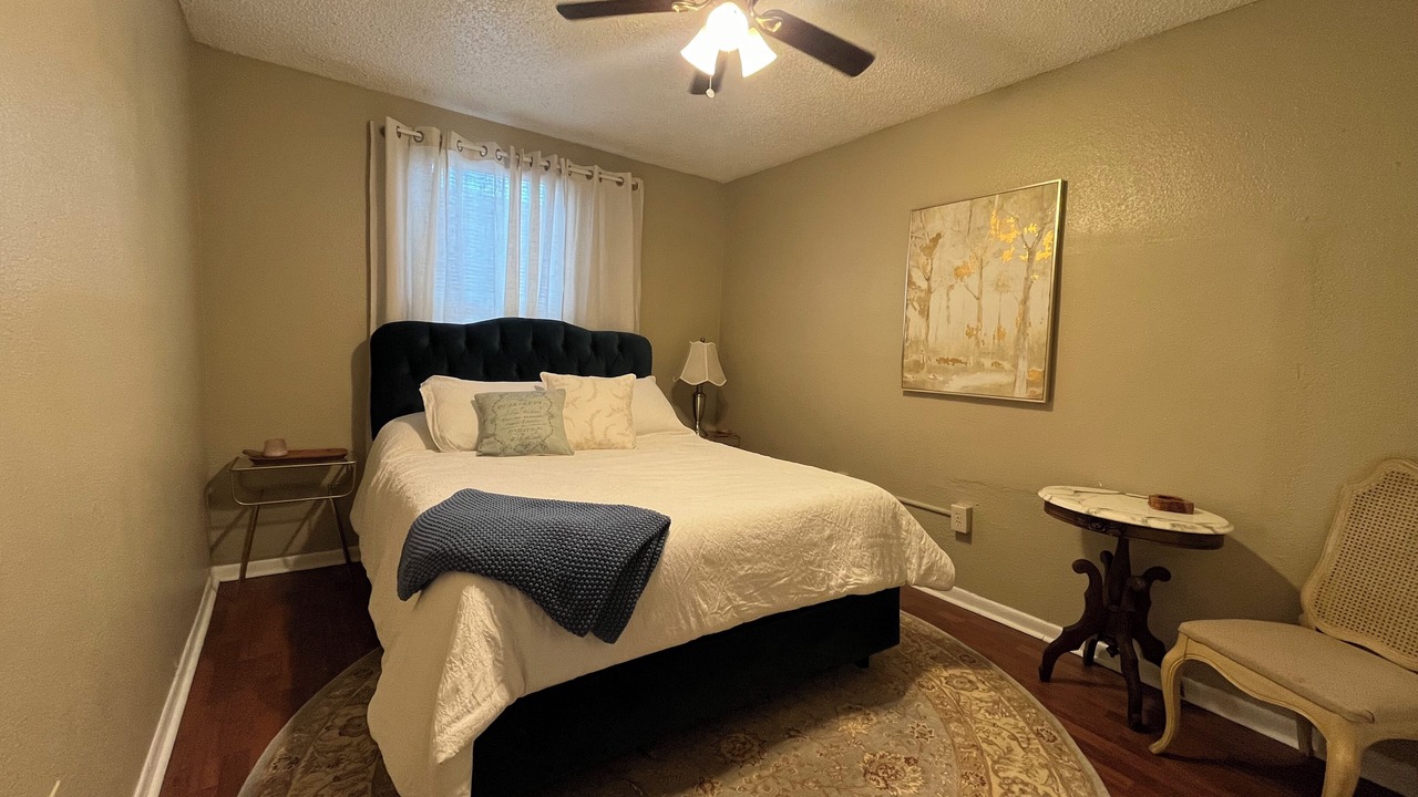 Photo of Bedroom in Historic Uptown