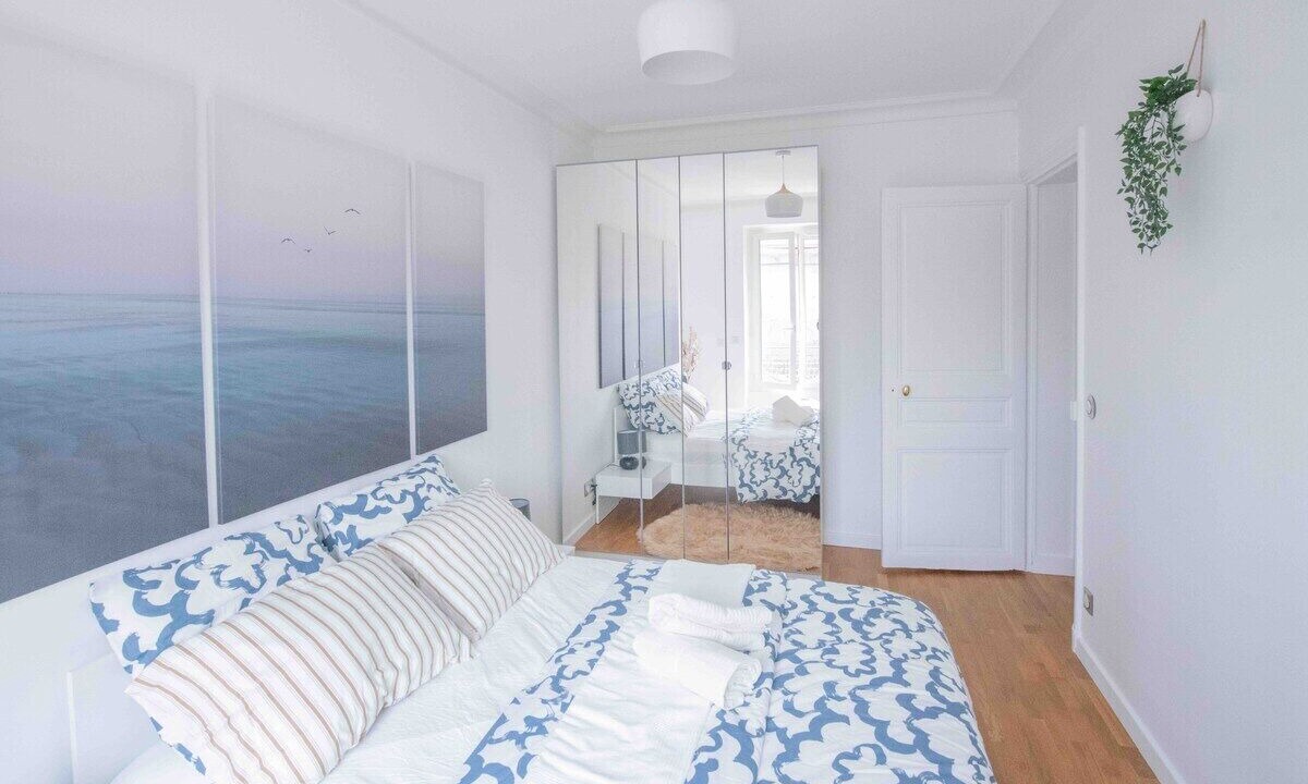 Photo of Bedroom in 12th Arrondissement